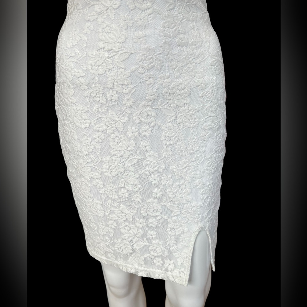 Rue 21 - Womens White Lace Dress Sz. XS - Picture 2 of 12